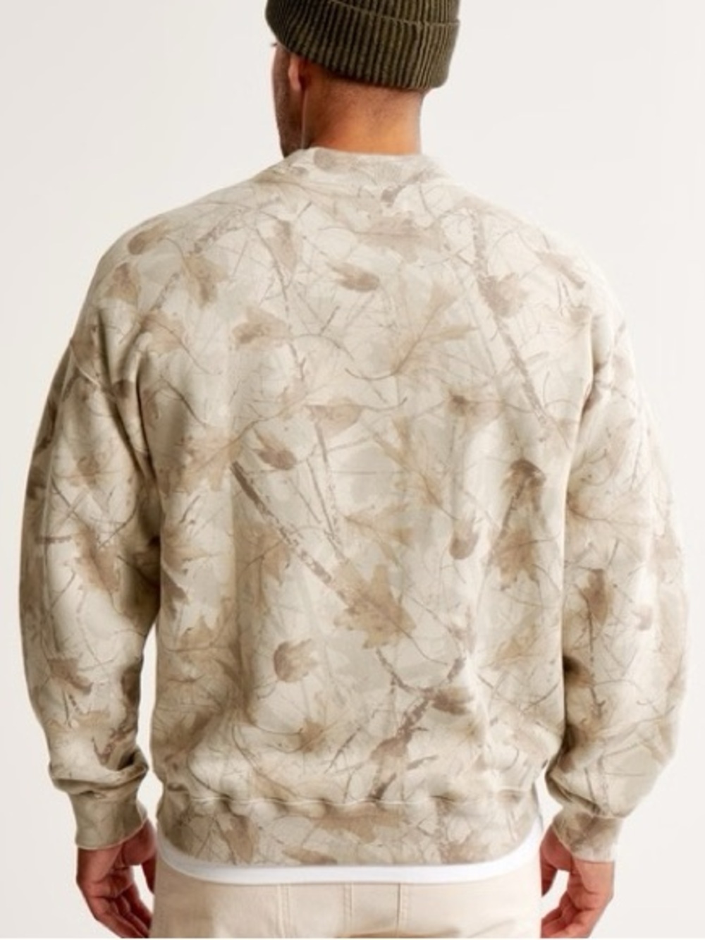 Abercrombie & Fitch CAMO crewneck
